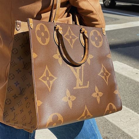 Louis Vuitton onthego gm